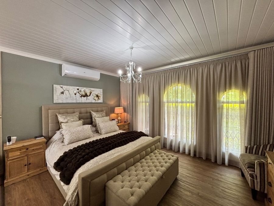 4 Bedroom Property for Sale in Grimbeeck Park North West
